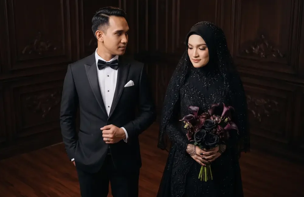 Pasangan Pengantin Dark Style Graphicography.id pose 3